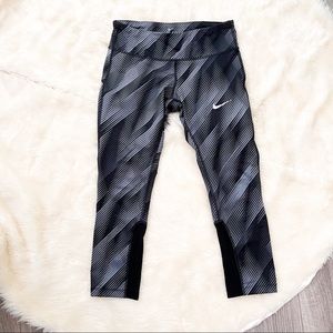 Nike | dri-fit crop leggings